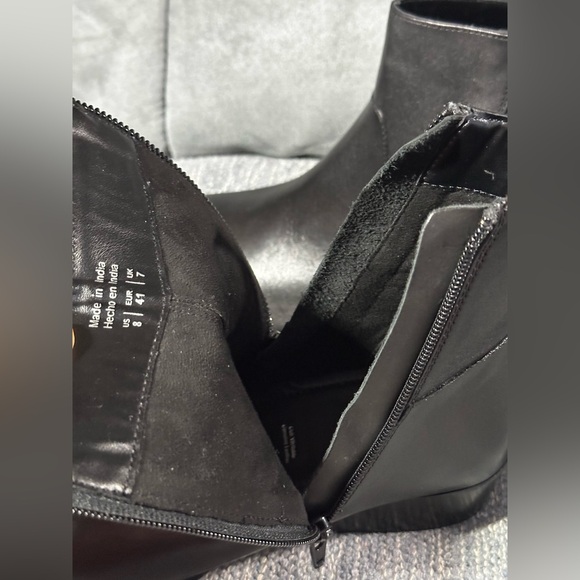 Aldo Black Ankle Boots - Picture 5 of 6